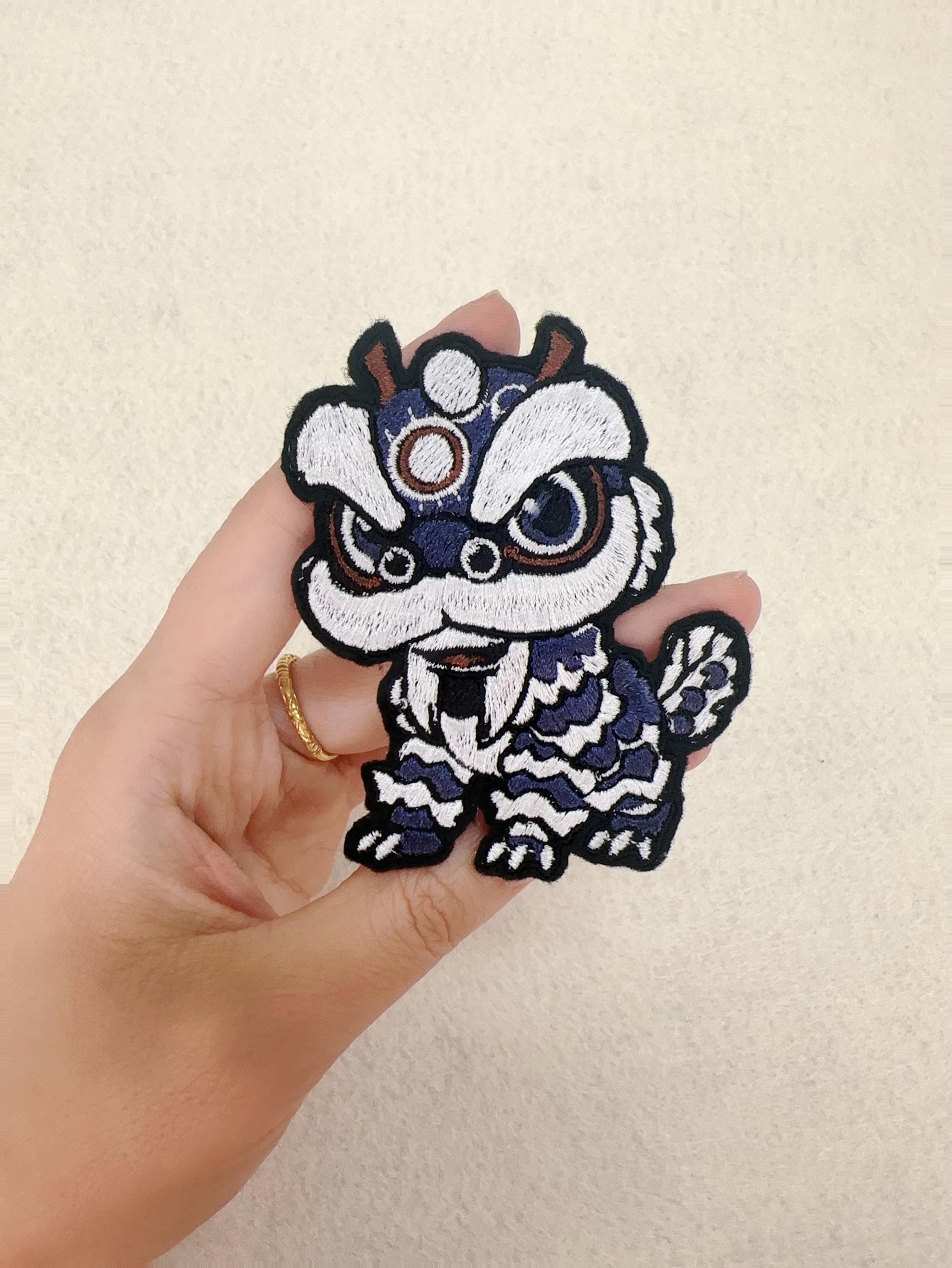 Iron on Chinese Dancing Lion Embroidery Patch  Applique