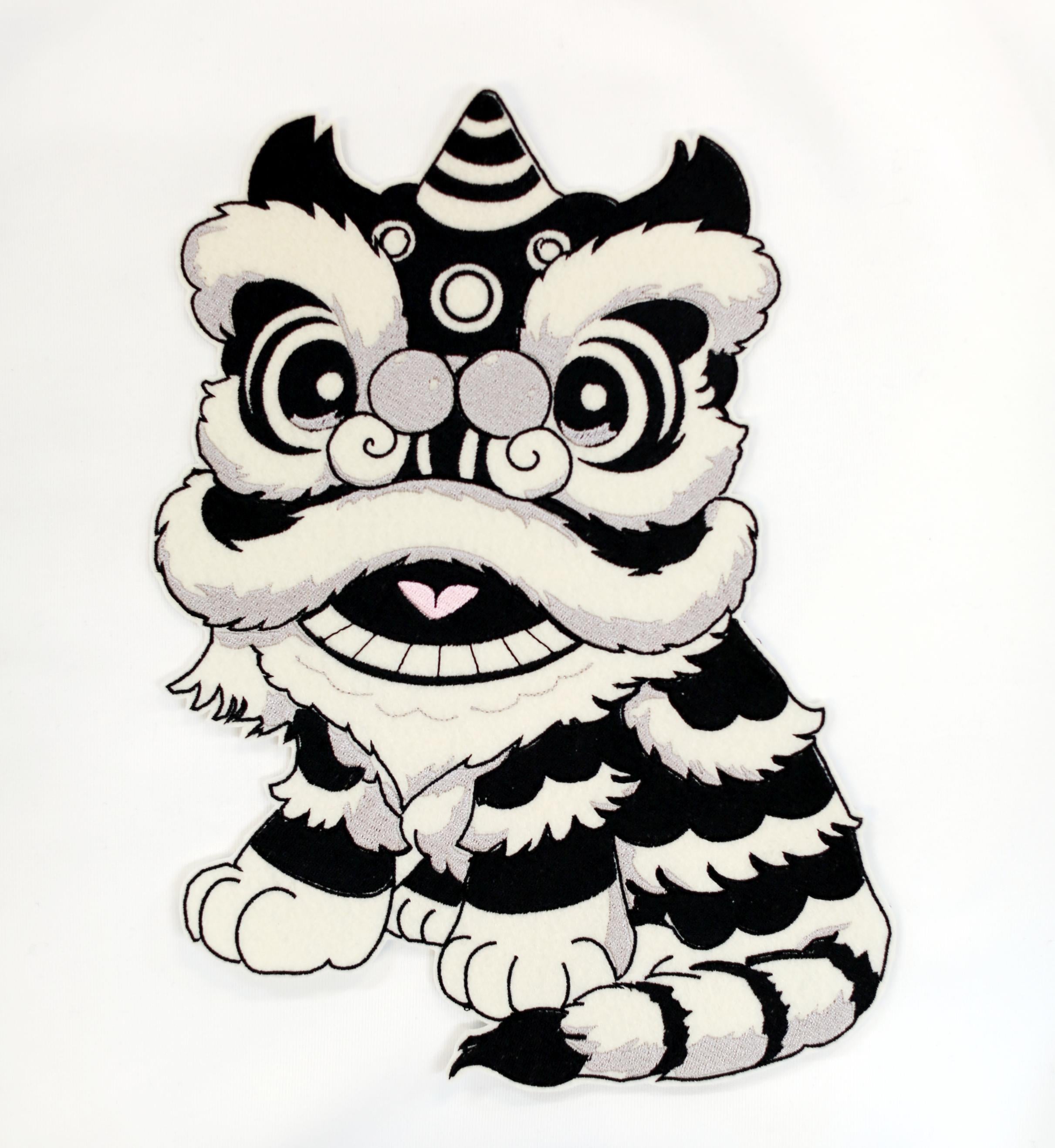 Embroidered jumperIron on Chinese Lion Dancing Embroidery Patch: Applique