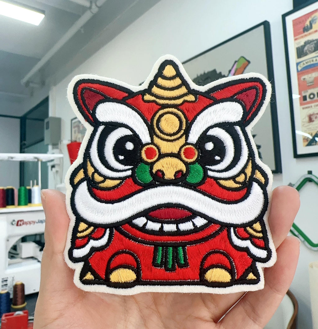 Iron on Chinese Lion Dancing Embroidery Patch Applique
